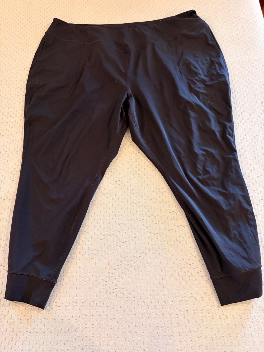Tek Gear Women’s Plus Size 4x Black Athletic Jogger Pants